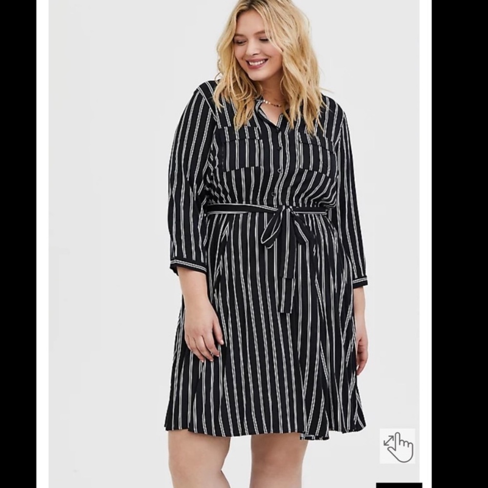 Torrid 3X black and white striped button-down dress with 3/4 sleeves